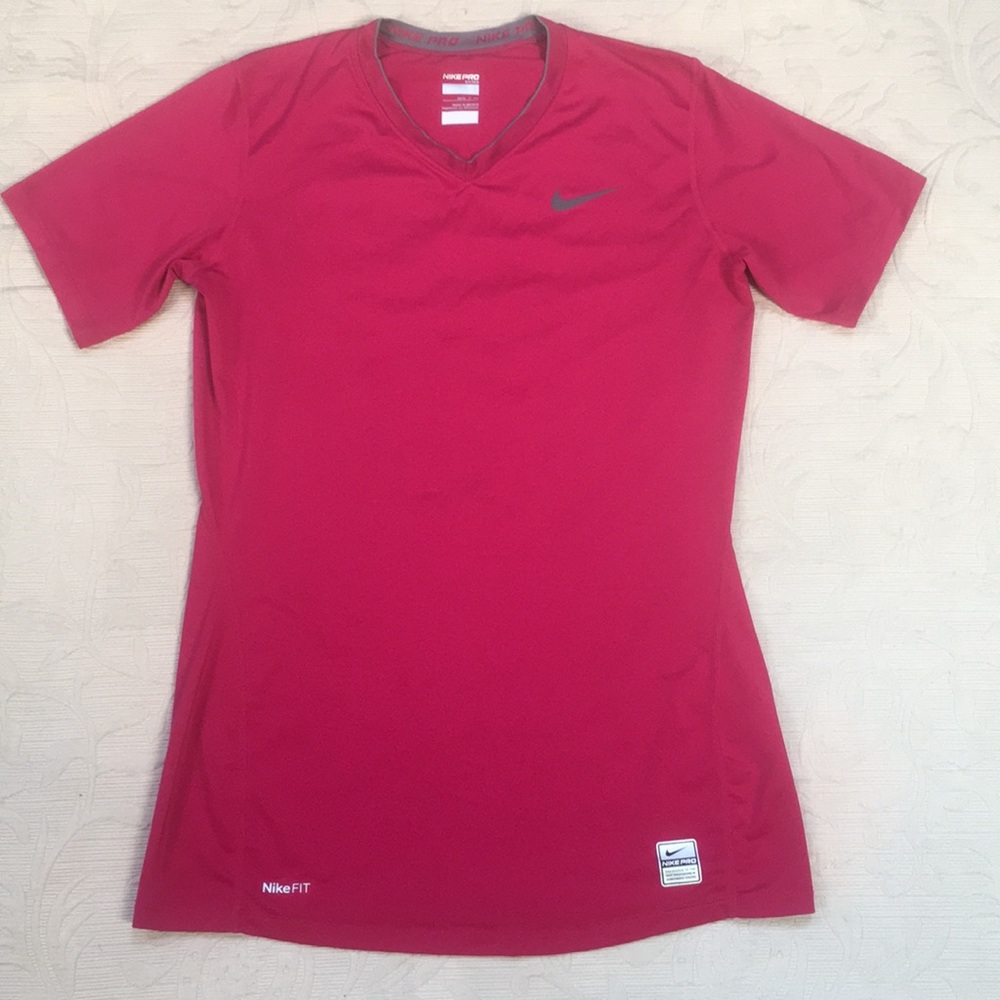 Women’s Nike Pro Pink T-Shirt size S